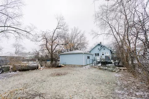 Exterior - 125 E North Ave, Elmhurst, IL 60126 photo 7 of 9