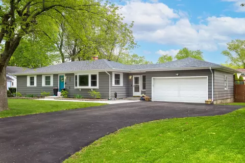 309 Hoxie Ave, Elgin, IL 60123