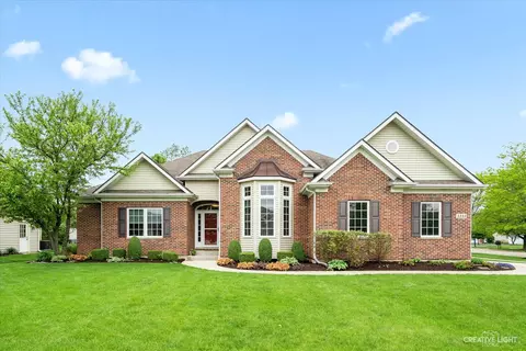 1111 Souders Ave, Elburn, IL 60119