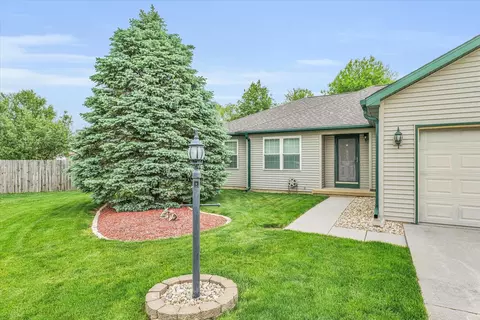 610 Clovis Ct, Sidney, IL 61877 photo 4