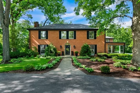 1175 Blackburn Dr, Inverness, IL 60067
