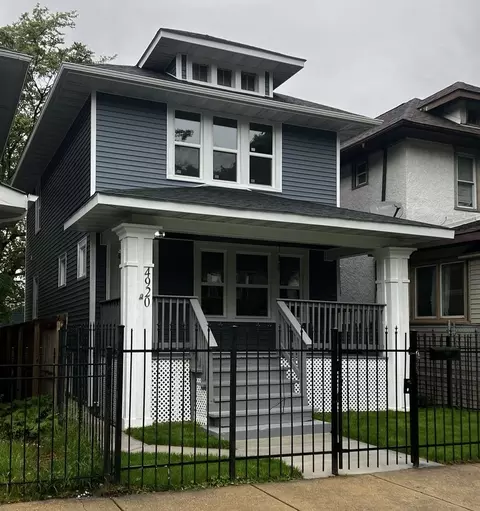 4920 W Walton St, Chicago, IL 60651