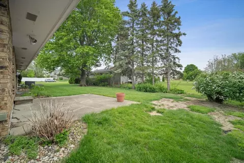 Exterior - 116 Hammitt Dr, Normal, IL 61761 photo 3 of 5