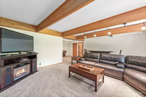 Living - 3804 Ridge Rd, Spring Grove, IL 60081 photo 4 of 4