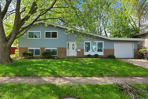 215 Early St, Park Forest, IL 60466