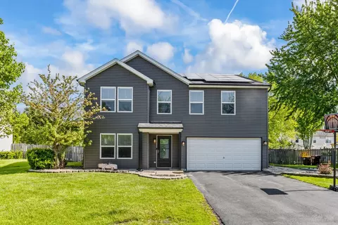 2418 Fairfield Trl, Belvidere, IL 61008