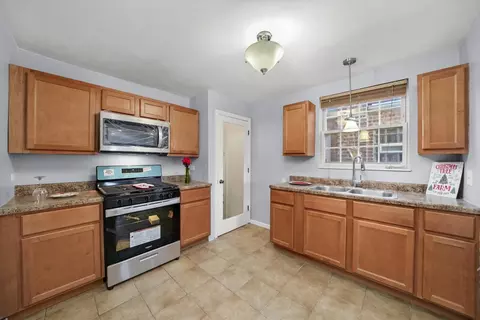 8045 S Artesian Ave, Chicago, IL 60652 photo 9