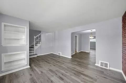 8045 S Artesian Ave, Chicago, IL 60652 photo 19