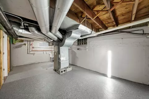 8045 S Artesian Ave, Chicago, IL 60652 photo 7