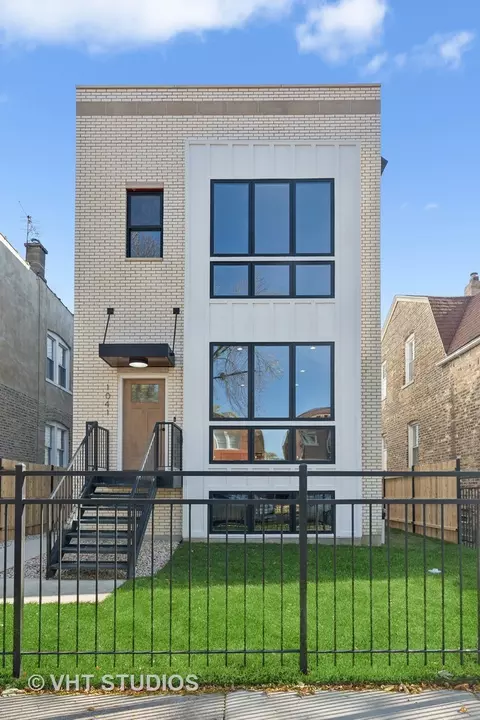 1041 N Drake Ave, Chicago, IL 60651