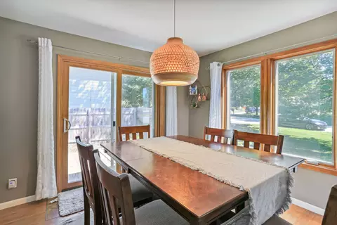 Dining - 2802 Rolling Acres Dr, Champaign, IL 61822 photo 1 of 2