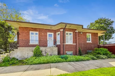 6158 N Newburg Ave, Chicago, IL 60631