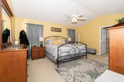 5 Tangle Oaks Ct, Bloomington, IL 61705 photo 22