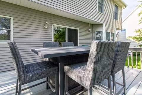 5 Tangle Oaks Ct, Bloomington, IL 61705 photo 51