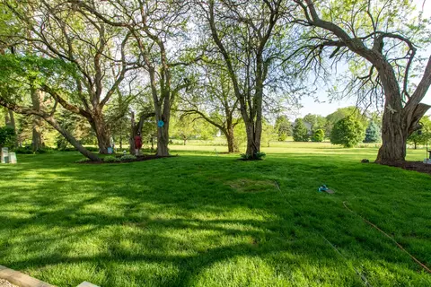 5 Tangle Oaks Ct, Bloomington, IL 61705 photo 55