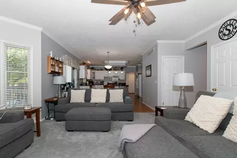 5 Tangle Oaks Ct, Bloomington, IL 61705 photo 16