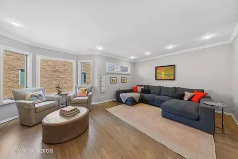 2033 N Halsted St, Chicago, IL 60614 photo 4