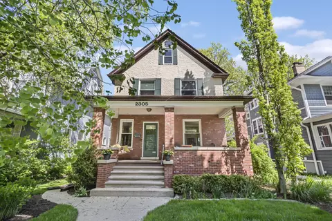2305 Sherman Ave, Evanston, IL 60201