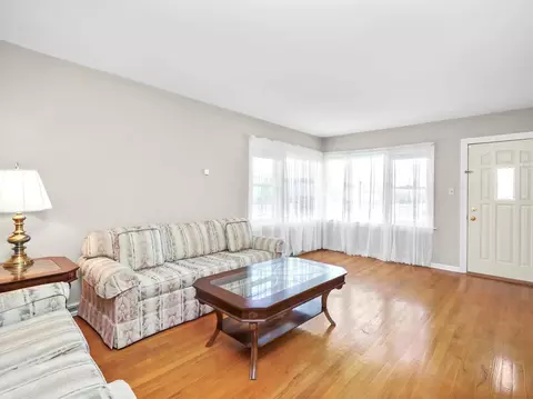 92 N Wolf Rd, Hillside, IL 60162 photo 8