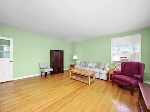 92 N Wolf Rd, Hillside, IL 60162 photo 18
