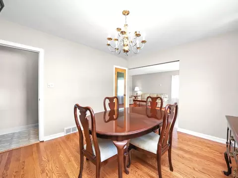 92 N Wolf Rd, Hillside, IL 60162 photo 11