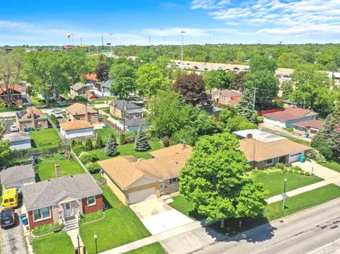 92 N Wolf Rd, Hillside, IL 60162 photo 4
