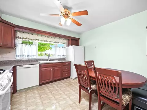 92 N Wolf Rd, Hillside, IL 60162 photo 15
