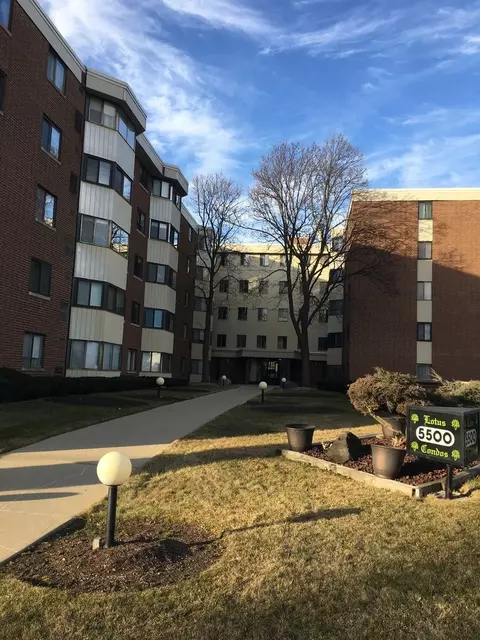 5500 Lincoln Ave #510-E, Morton Grove, IL 60053