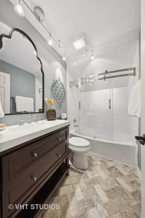 1305 Gamon Rd, Wheaton, IL 60189 photo 22