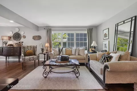 1305 Gamon Rd, Wheaton, IL 60189 photo 15