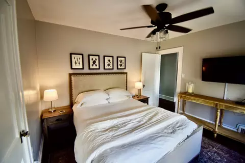 Bedroom - 410 Leland St, Bloomington, IL 61701 photo 1 of 2