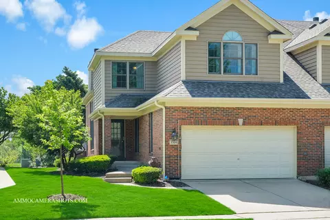 3709 King George Ln, Saint Charles, IL 60174