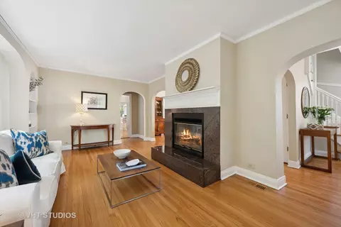 878 Cherry St, Winnetka, IL 60093 photo 5