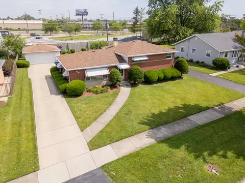 416 Morse Dr, Northlake, IL 60164