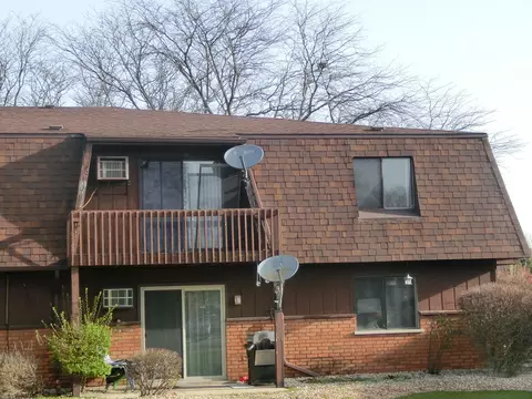 11640 Blackhawk Ct #6, Mokena, IL 60448 photo 2