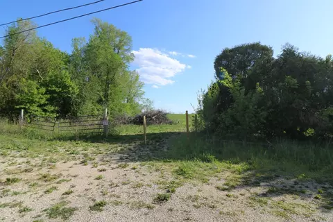 20803 E Us Highway 14, Harvard, IL 60033