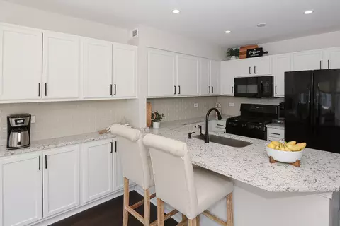 2404 Dawson Ln #2404, Algonquin, IL 60102 photo 12