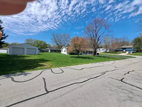 9155 Kings Rd, Morris, IL 60450 photo 3