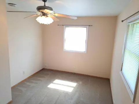 9155 Kings Rd, Morris, IL 60450 photo 11
