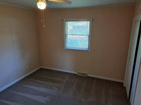 9155 Kings Rd, Morris, IL 60450 photo 14