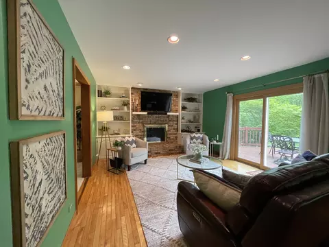 2006 Dorset Dr, Wheaton, IL 60189 photo 8