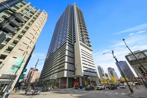 235 W Van Buren St #P-87, Chicago, IL 60607