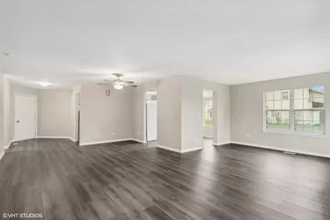 21255 Silktree Cir, Plainfield, IL 60544 photo 7