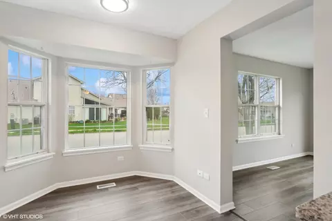 21255 Silktree Cir, Plainfield, IL 60544 photo 10