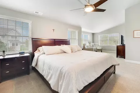 Bedroom - 1266 Falcon Ridge Dr, Elgin, IL 60124 photo 1 of 3