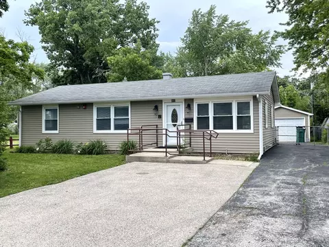 402 Bonnie Brae Ave, Grayslake, IL 60030