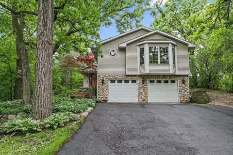 405 Concord Ave, Fox River Grove, IL 60021