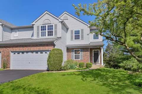 2803 Caldwell Ln, Geneva, IL 60134