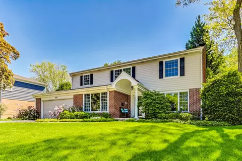 2321 Swainwood Dr, Glenview, IL 60025