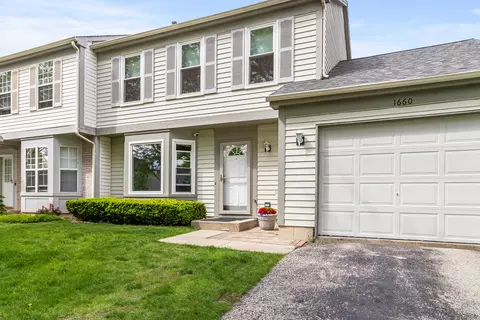 1660 S Templeton Ct, Mundelein, IL 60060